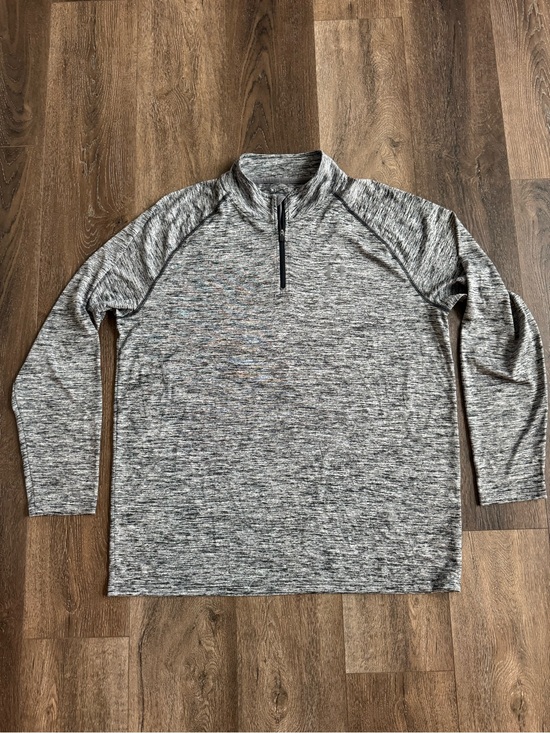 Under Armour Other - Under Armour Black and Gray Space-Dye Athletic Pullover Size XL